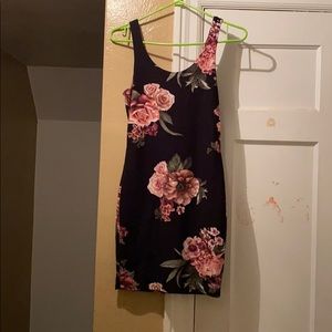 A black and flower dress small